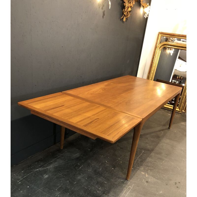 Vintage dining table johannes Andersen 230cm