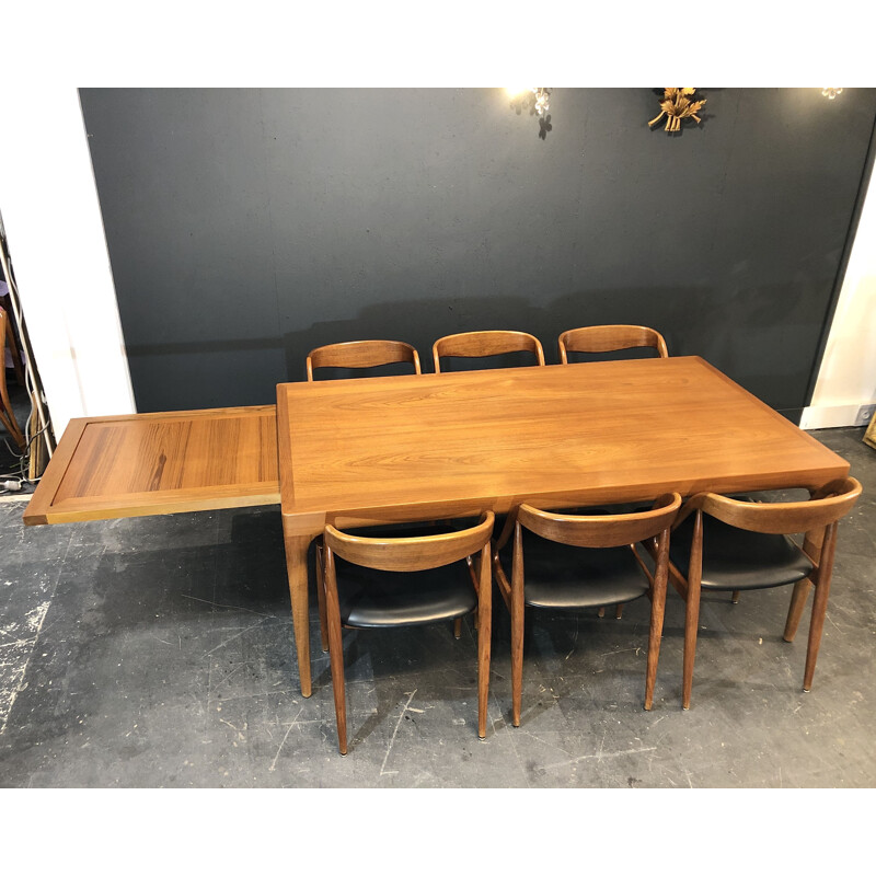 Set of 6 chairs with large table by Johannes Andersen for Uldum Mobelfabrik