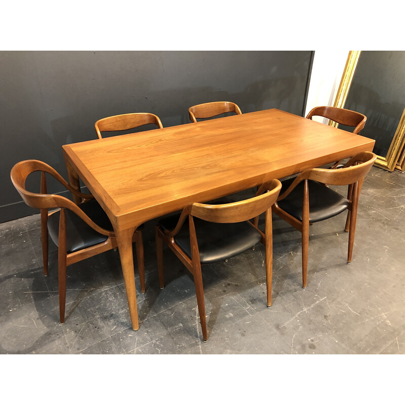 Set of 6 chairs with large table by Johannes Andersen for Uldum Mobelfabrik