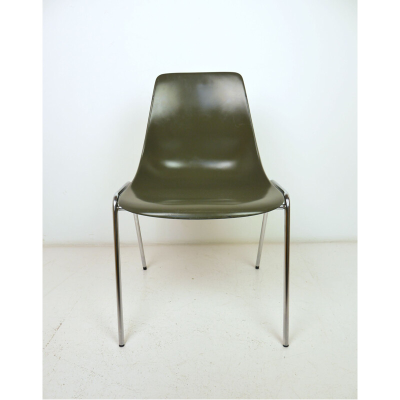 Chaise empilable vintage en fibre de verre par Georg Leowald pour Wilkhahn, Allemagne 1950