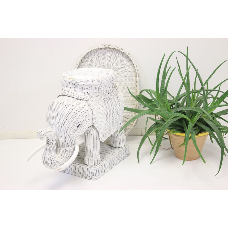 Vintage Wicker elephant table