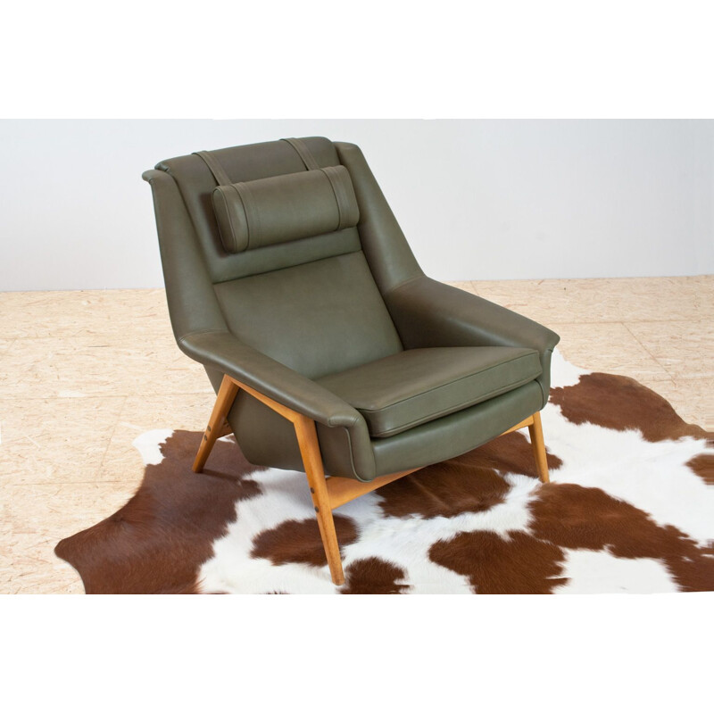 Vintage Folke Ohlsson lounge chair for Fritz Hansen in new leather Danish 1950