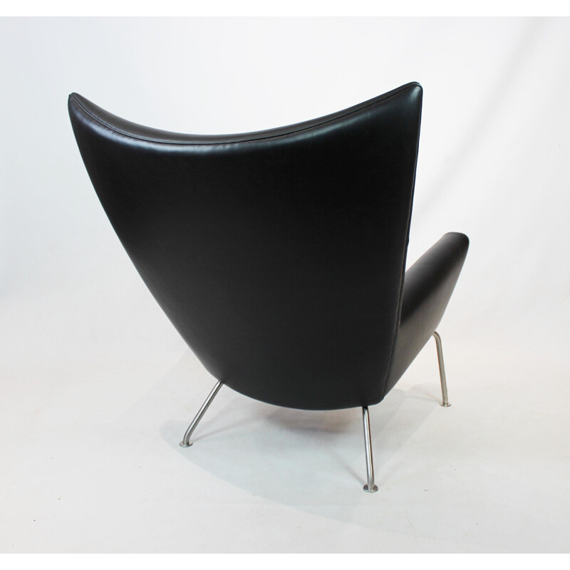 Vintage Wingchair, model CH445, in black leather by Hans J. Wegner  by Carl Hansen and Son 1960