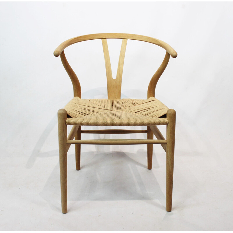 Vintage Y-chairs, model CH24, in oak and paper cord by Hans J. Wegner for Carl Hansen & Son 1960s