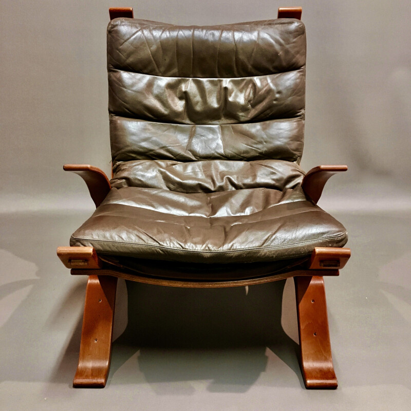 Vintage leather armchair stamped Bramin Scandinavian Bramin 1960