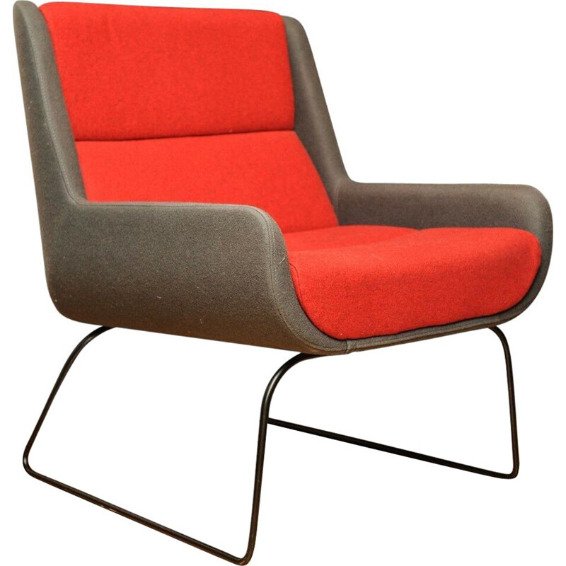 Sedia Hush rossa e grigia di Naughtone x Herman Miller, 2006