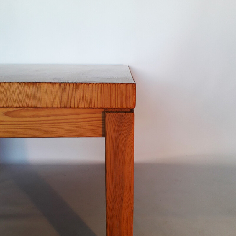 Tavolino vintage scandinavo in pino grezzo