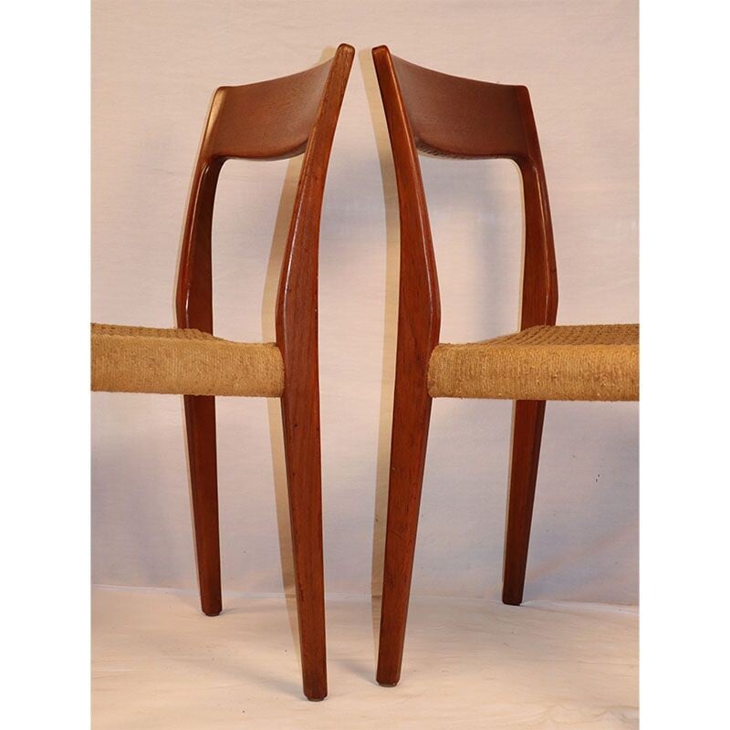 Set of 4 vintage svelte Markaryd Scandinavian Markaryd chairs 1960