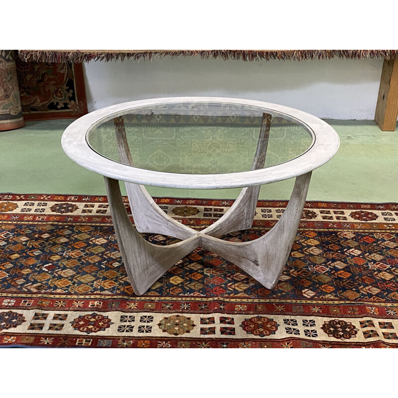 Vintage round coffee table model Astro de G Plan in patinated teak