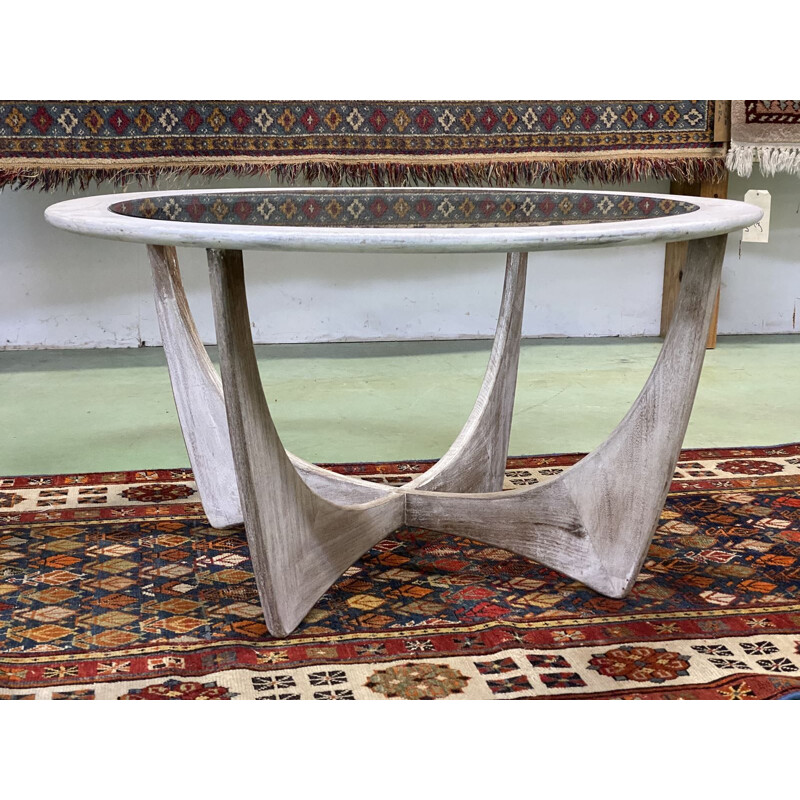 Vintage round coffee table model Astro de G Plan in patinated teak