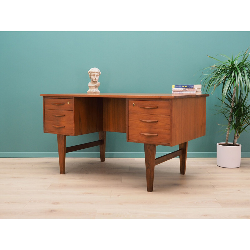 Vintage Desk teak, Danish 1970