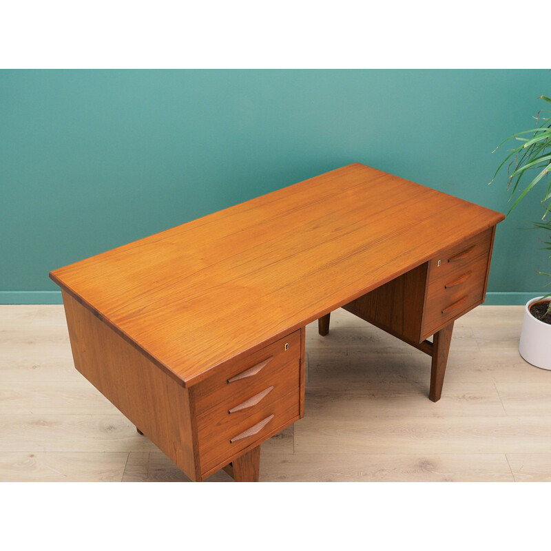 Vintage Desk teak, Danish 1970