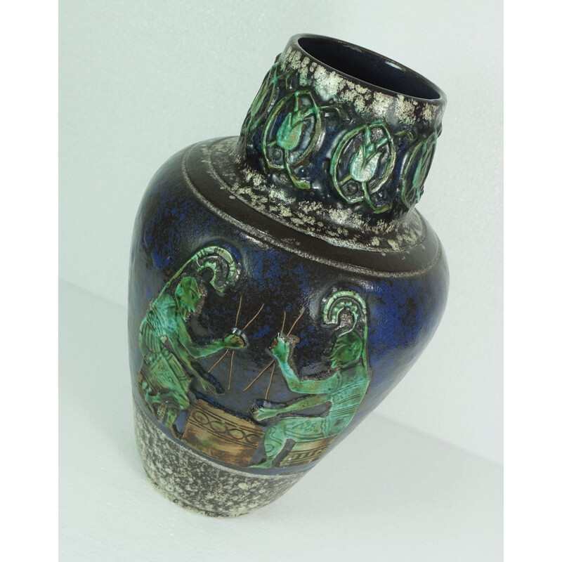 German vase with relief pattern, Walter GERHARDS - 1960s