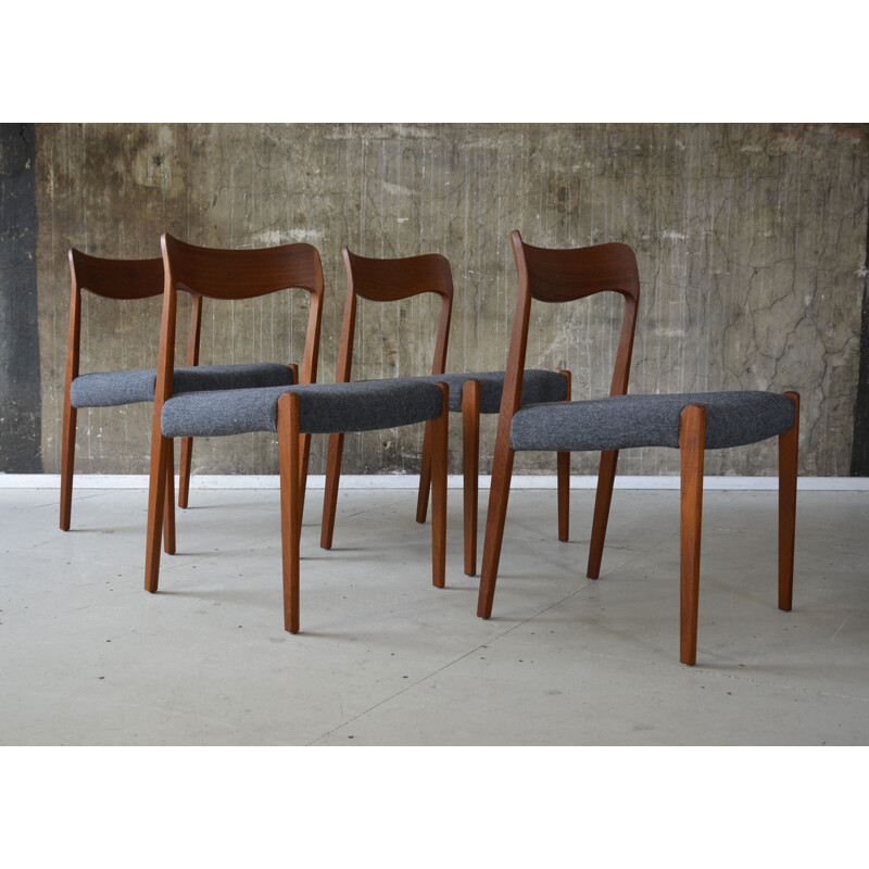 Set of 4 teak and grey fabric Scandinavian chairs - 1960s