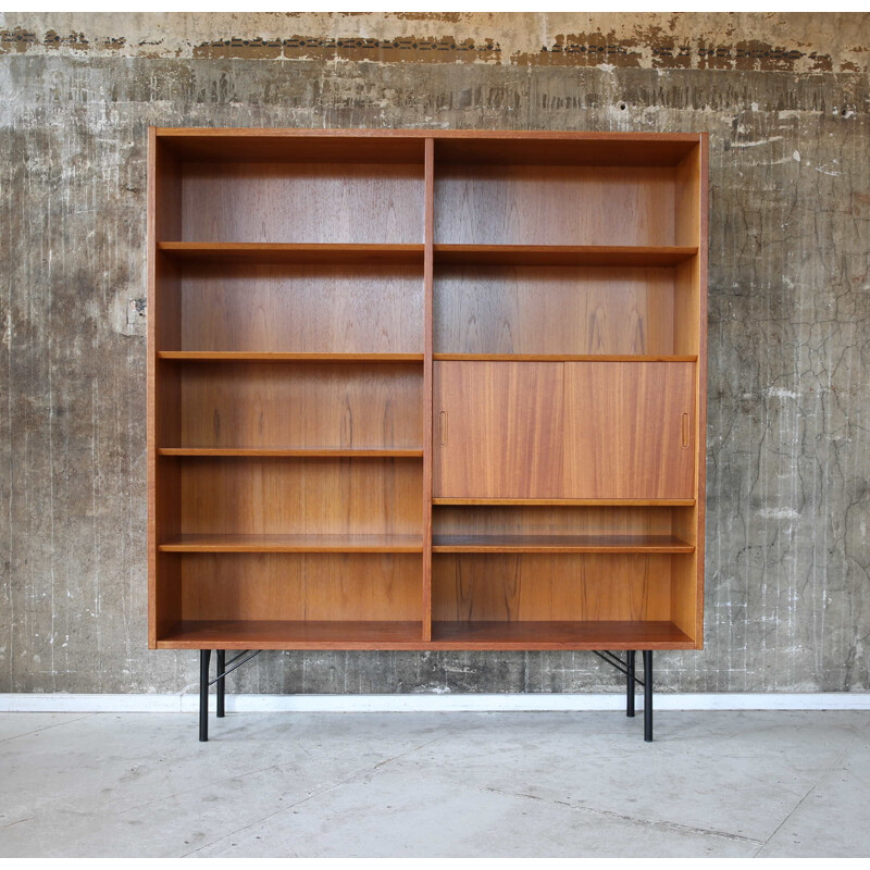 Mid-Century Shelf Cabinet Poul Hundevad Teak Standregal Kommode Danish 1960s