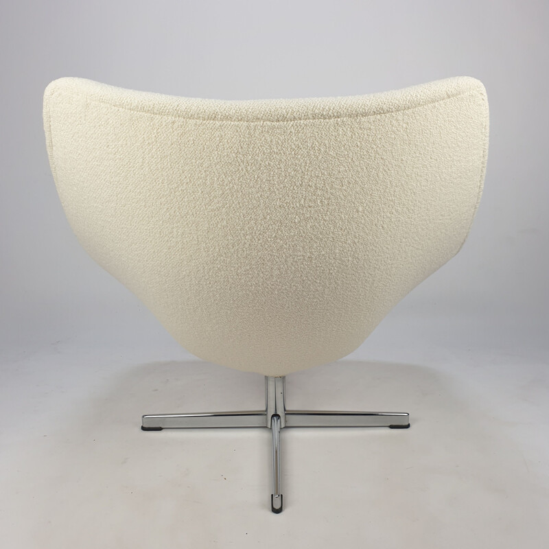 Vintage Oyster Chair with Cross Base by Pierre Paulin for Artifort, 1965