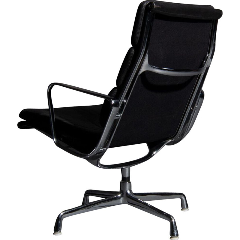 Vintage Eames lounge armchair model EA 216 soft pad black