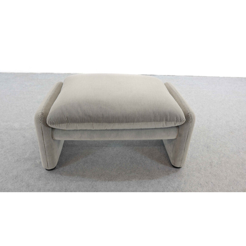 Vintage Chair and Ottoman Stool in grey Cassina Maralunga 1973