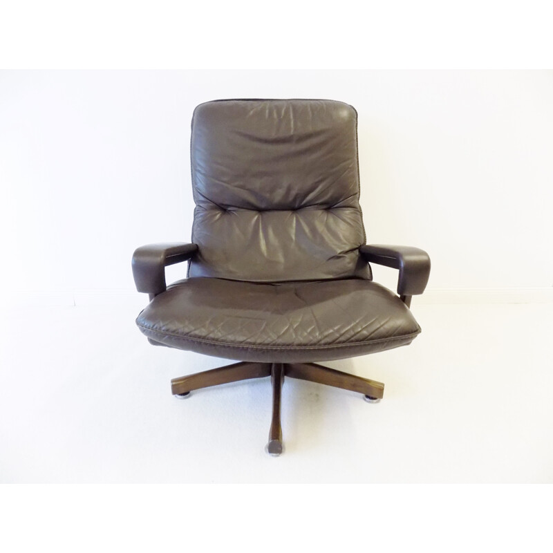Vintage Strässle King chair brown leather armchair by Andre Vandenbeuck by WK