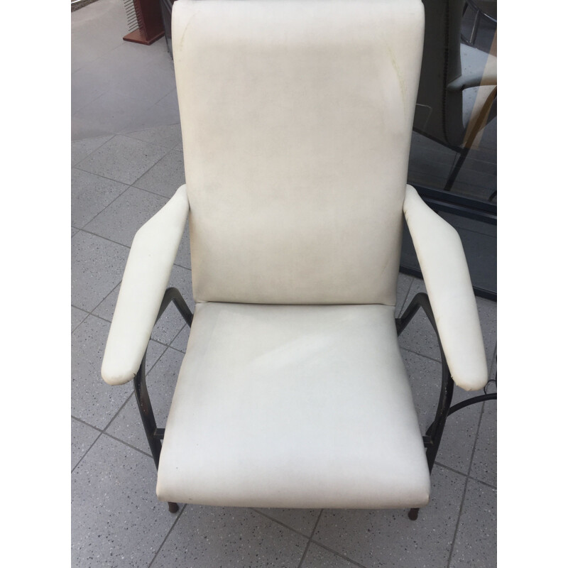 Fauteuil vintage en skaï blanc 1960