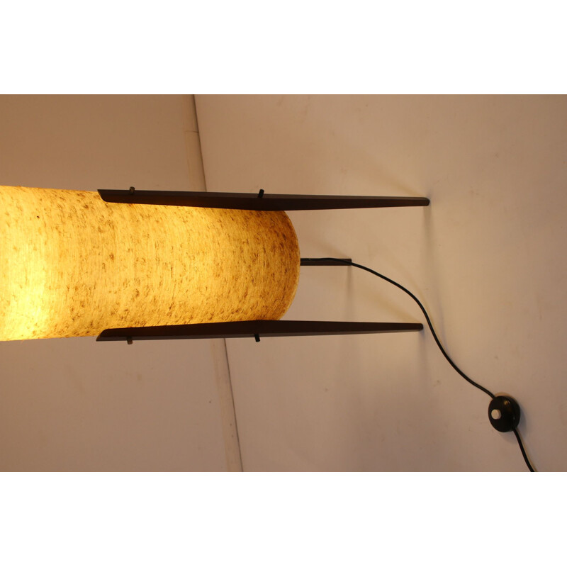 Grand Lampadaire Vintage jaune avec abat-jour en fibre de verre Rocket