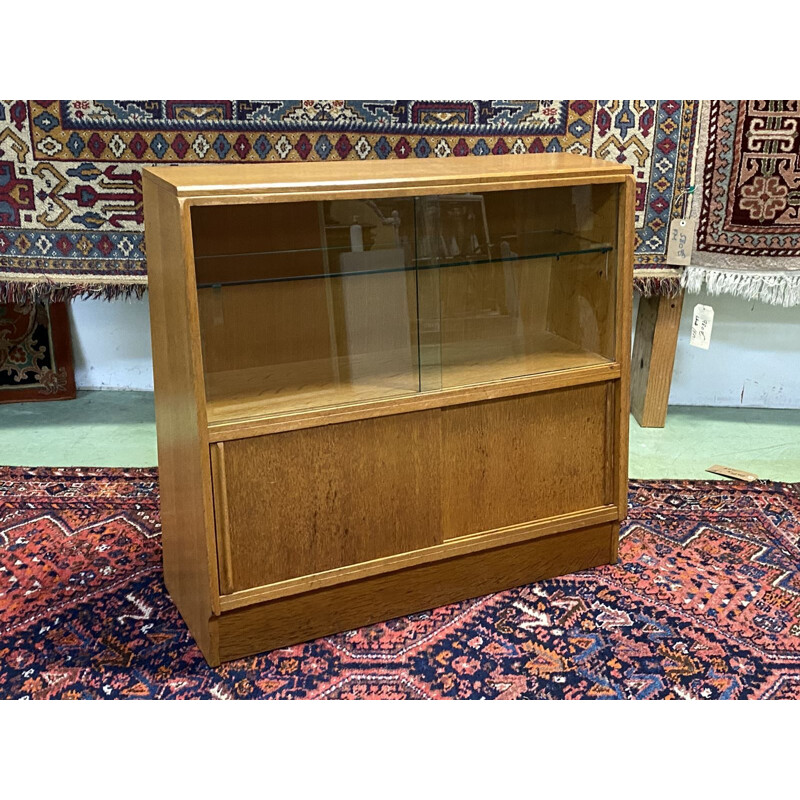 Vintage blond oak display case with sliding doors - English 1950