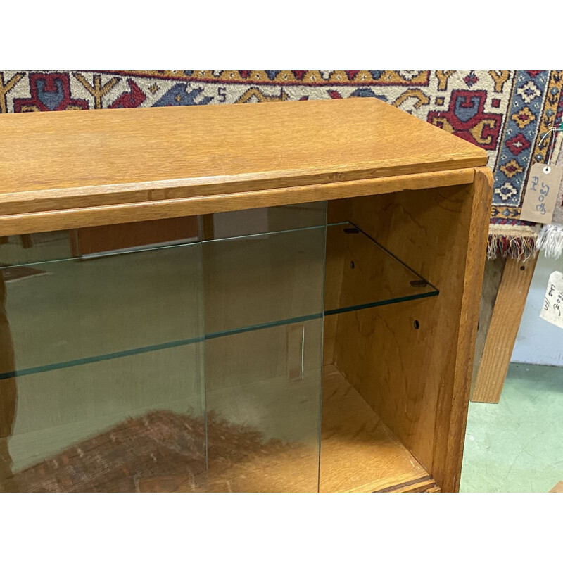 Vintage blond oak display case with sliding doors - English 1950