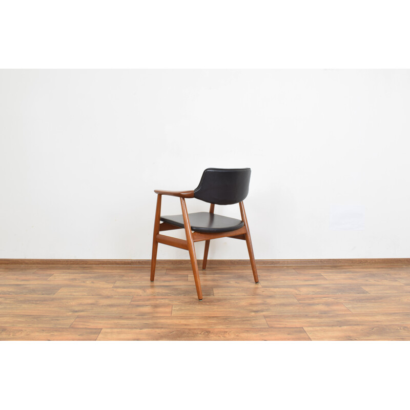 Set of 4 Mid-Century Chairs by Svend Åge Eriksen for Glostrup Danish 1950s