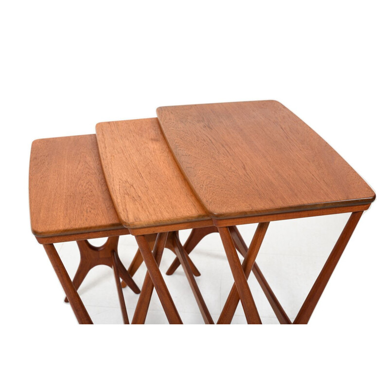 Ensemble de belles tables vintage gigognes organiques par Erling Torvits 1950