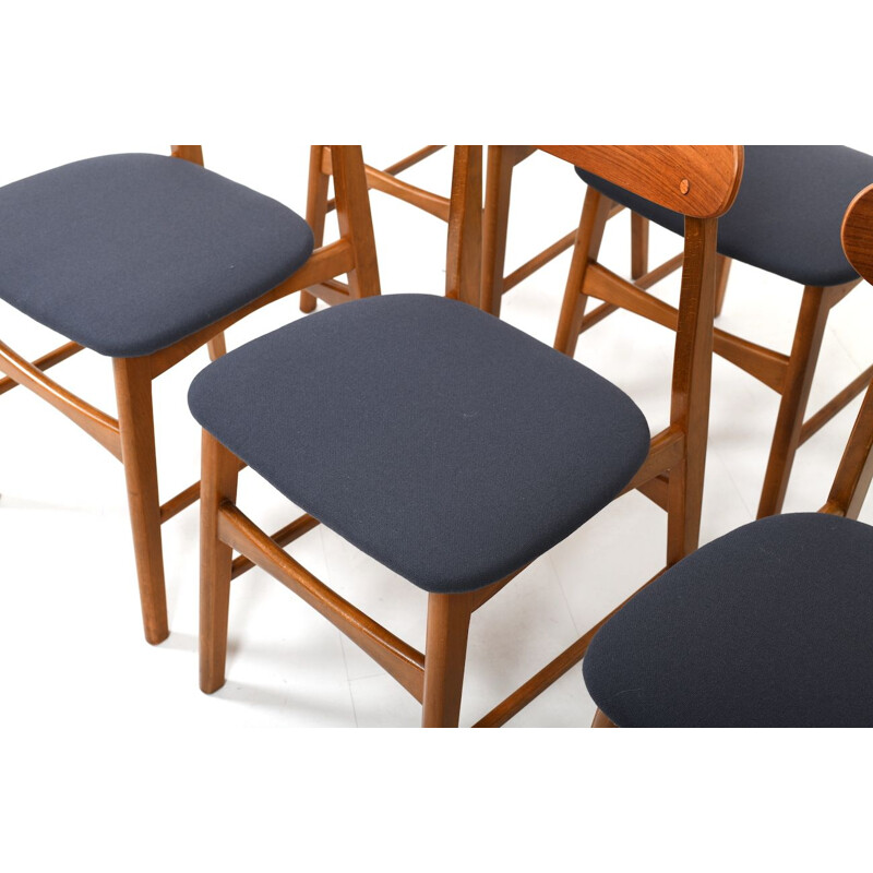 Set of 6 Mid Century Dining Chairs with Teak New Upholstered 1955