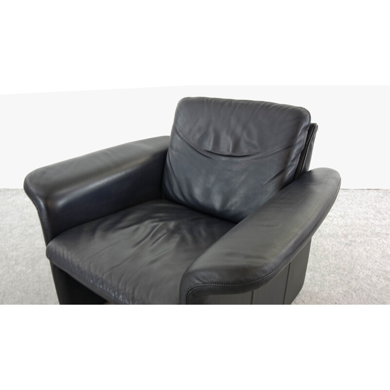 Vintage  Armchair in Black Leather by Skalma Danish 1990