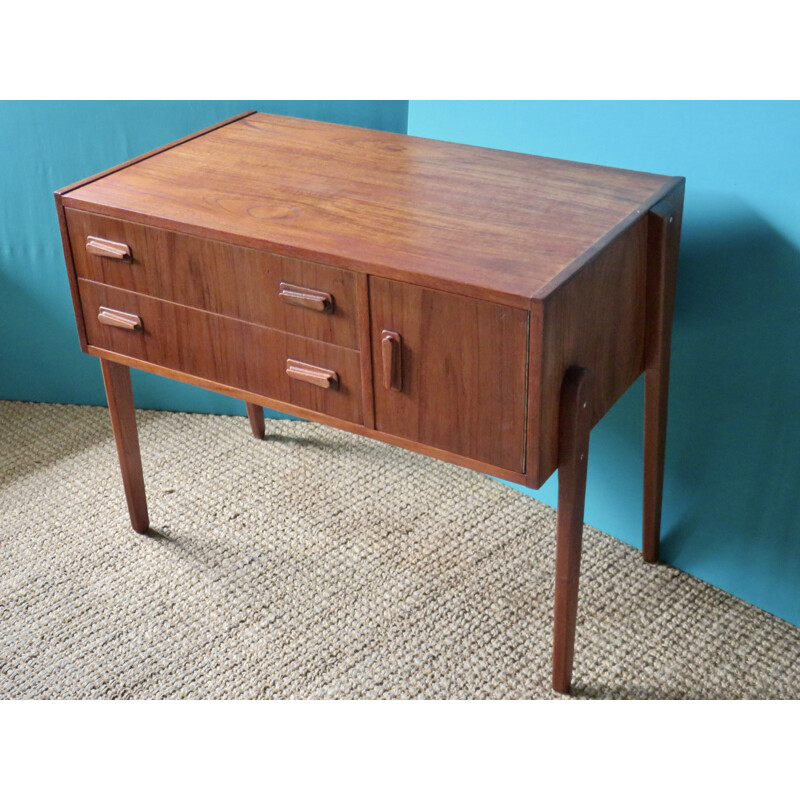 Chest of drawers or vintage teak console. Denmark 1955