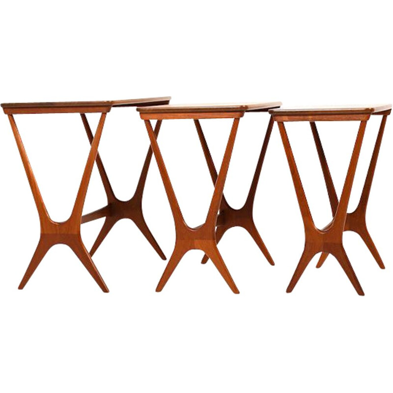 Set of vintage Beautiful Organic Shaped Nesing Tables by Erling Torvits 1950s