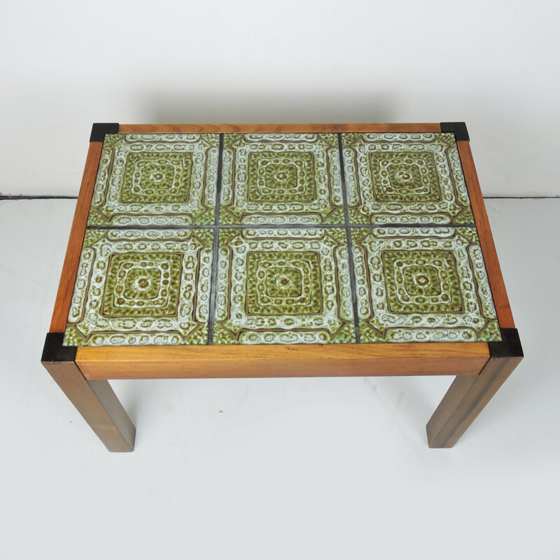Table basse vintage en palissandre et carreaux verts, 1970