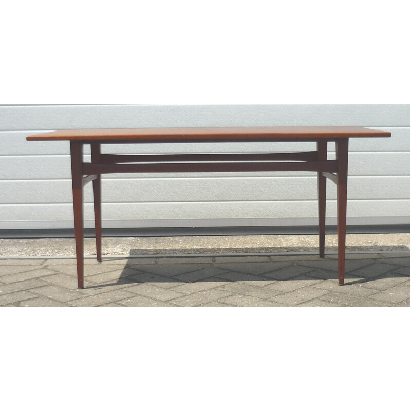 Longue table basse scandinave en teck - 1950