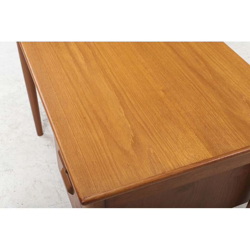 Vintage Teak Desk by Børge Mogensen for Søborg Møbelfabrik 1960s