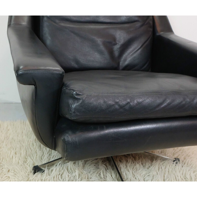 Swileving armchair in black leather - 1960s