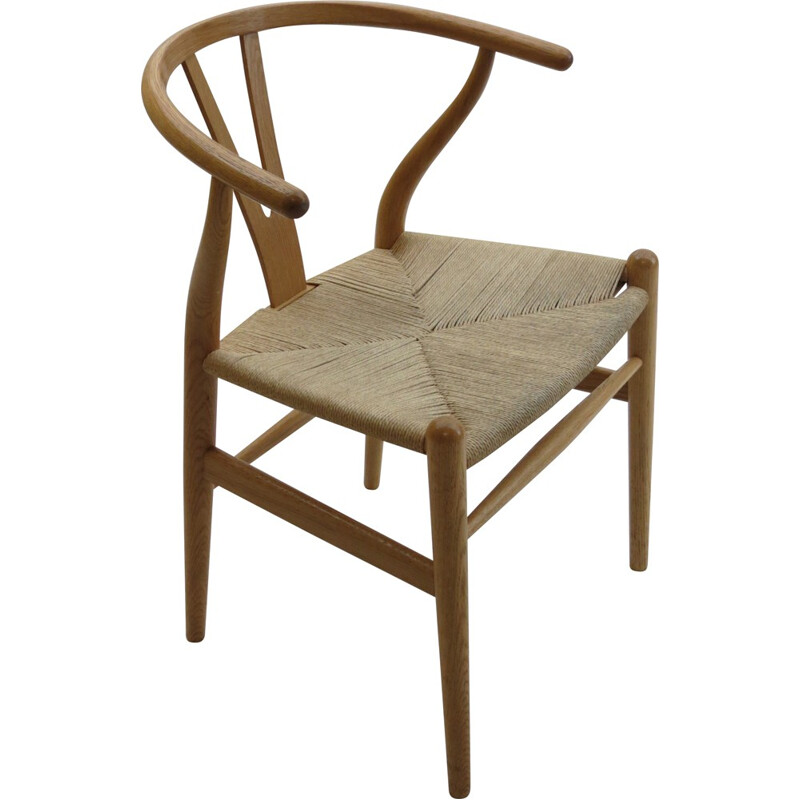 Carl Hansen "Wishbone" chair in oak and paper cord, Hans WEGNER - 1940s