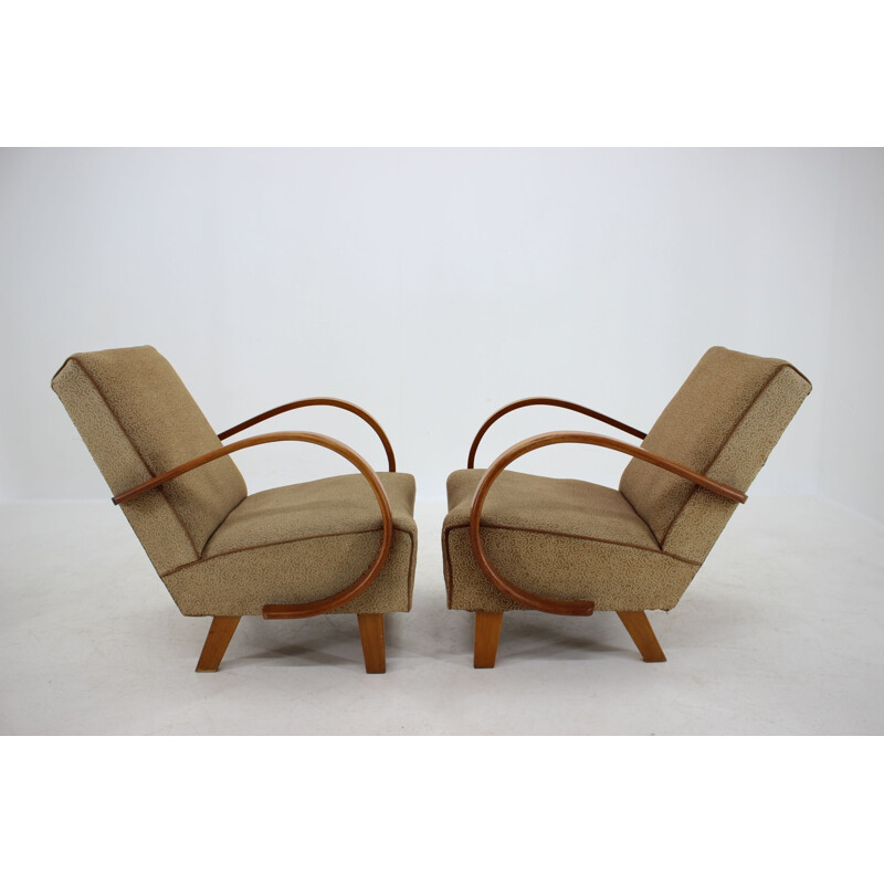Pair of vintage Armchairs by Jindrich Halabala, 1950s