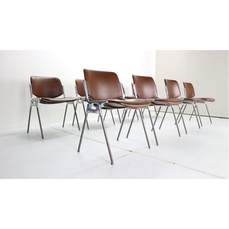 Set of 8 vintage Giancarlo Piretti for Castelli Dinning Chairs, Italy, 1960