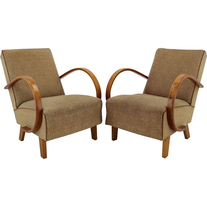 Pair of vintage Armchairs by Jindrich Halabala, 1950s