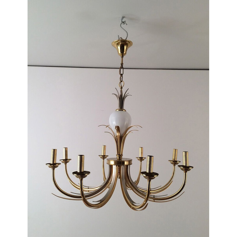 Vintage chandelier in gilded metal and white porcelain, 1970