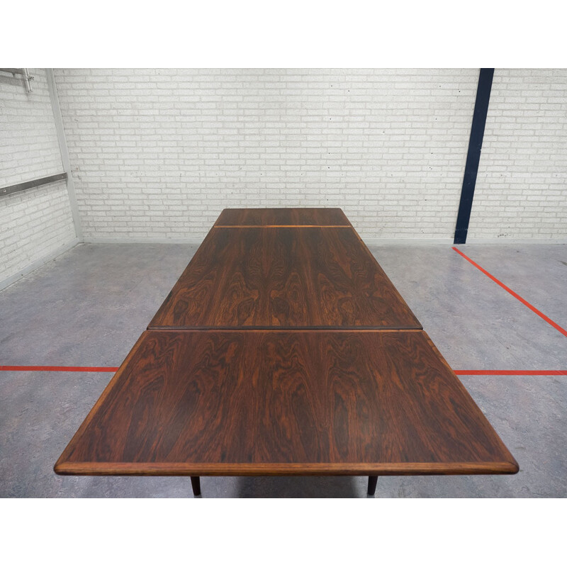 Extendable rosewood dining table - 1960s