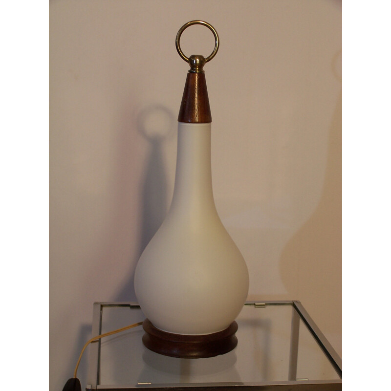 Mid-century "Goutte d'eau" lamp in wood, opaline and brass - 1960s