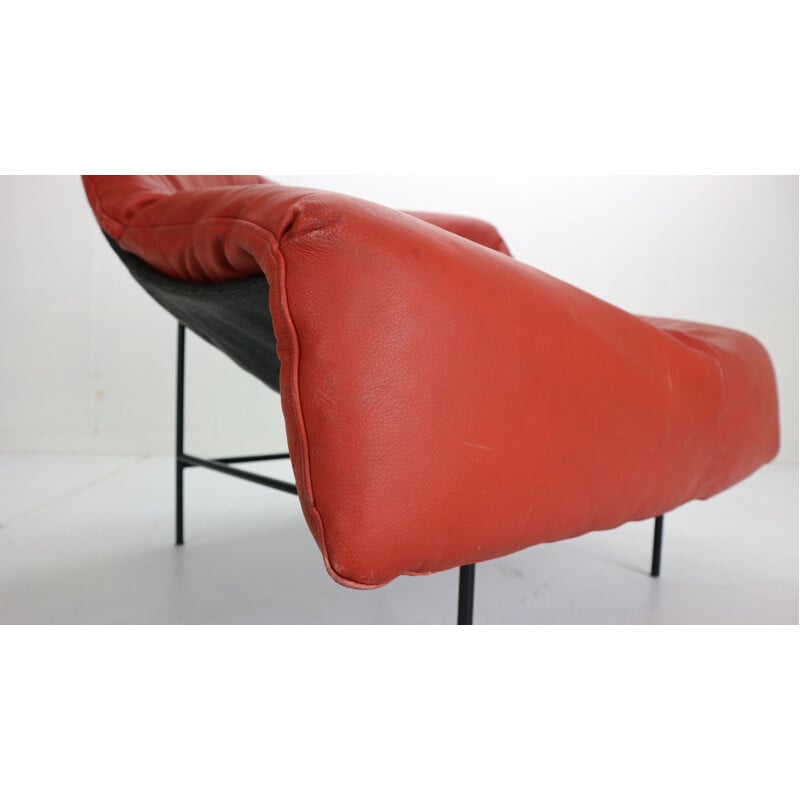 Pair of vintage  "Butterfly Chair" in red leather by Gerard van den Berg Minimalist 1980