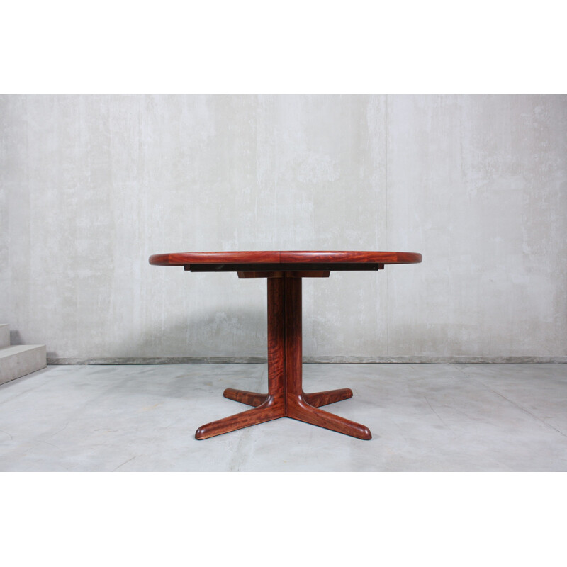 Vintage Danish round dining Table in rosewood 1960