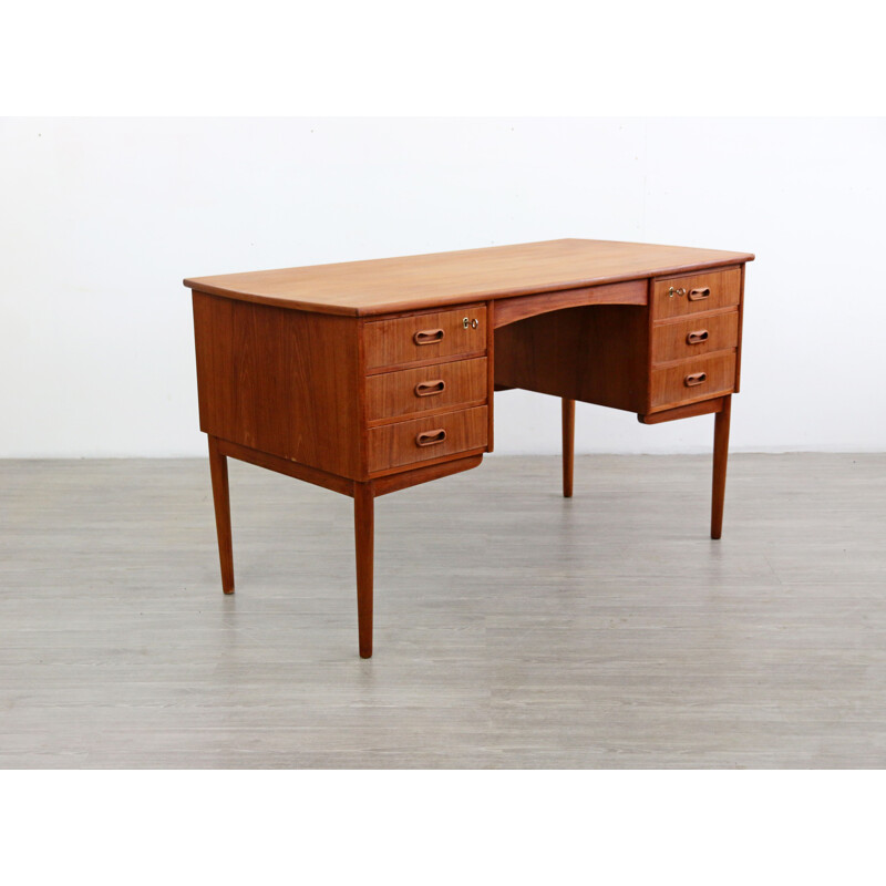 Vintage Danish desk in teak 