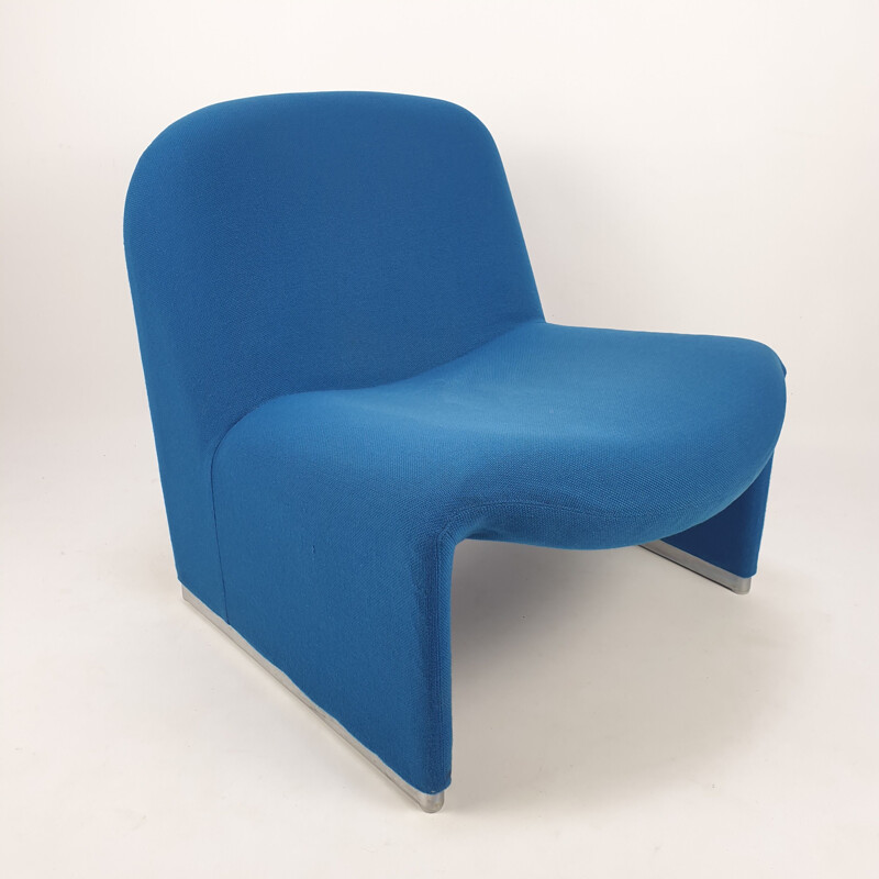 Vintage blue lounge chair  "Alky"  by Giancarlo Piretti for Artifort, 1970