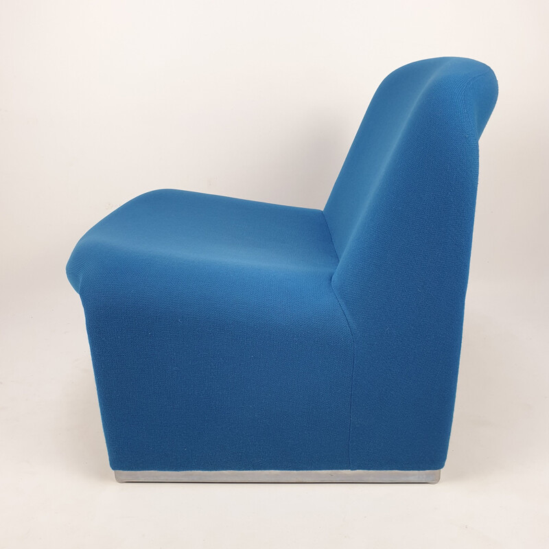 Vintage blue lounge chair  "Alky"  by Giancarlo Piretti for Artifort, 1970