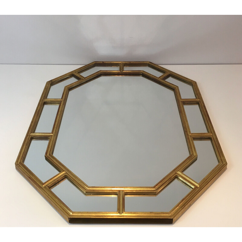 Vintage achthoekige spiegel in gouden hars, 1970